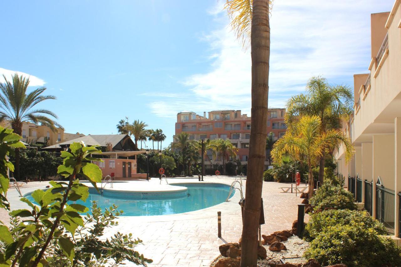 Complejo Turistico Marina Rey Vera Exterior foto